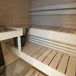 The Luxury Downtown With Sauna דירה