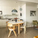 The Luxury Downtown With Sauna *