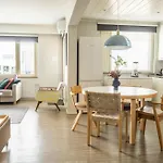 The Luxury Downtown With Sauna * רובניימי