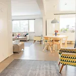 The Luxury Downtown With Sauna * רובניימי