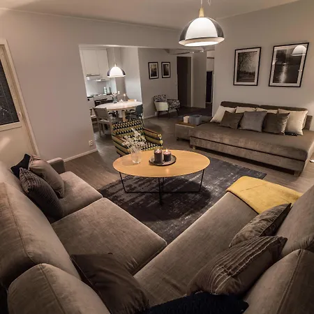 The Luxury Downtown With Sauna Apartment *