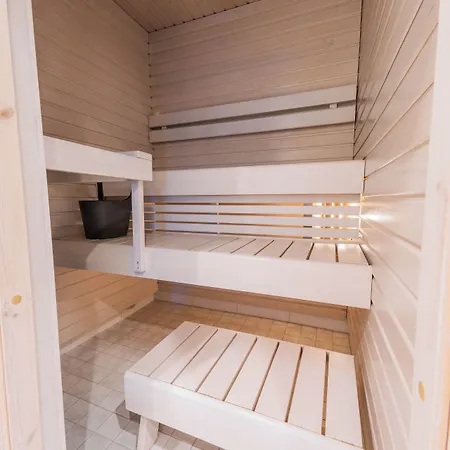 아파트 The Luxury Downtown With Sauna *
