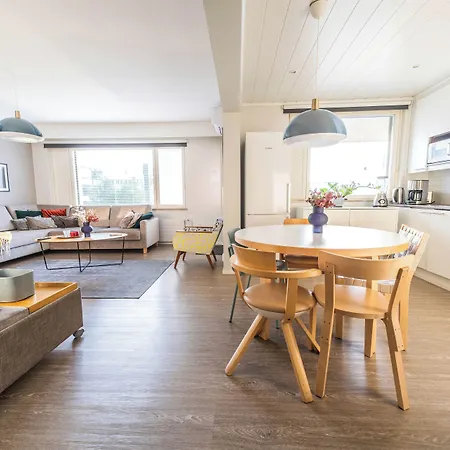 The Luxury Downtown With Sauna Huoneisto